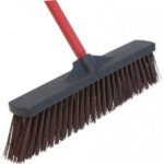 VASSOURA GARI CERDAS RIGIDAS 40 CM C/CABO